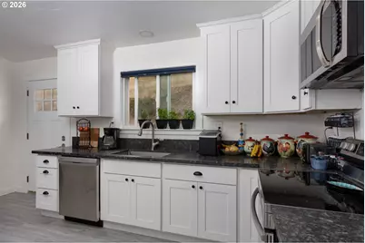 4255 Pleasant Ridge Rd, The Dalles, OR 97058 - Photo 16