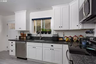 4255 Pleasant Ridge Rd, The Dalles, OR 97058 - Photo 16