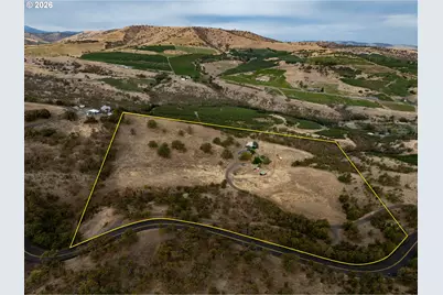 4255 Pleasant Ridge Rd, The Dalles, OR 97058 - Photo 2
