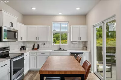 6034 NE 64th St, Vancouver, WA 98661 - Photo 8