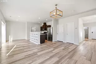 904 Bear Creek Dr, Molalla, OR 97038 - Photo 6