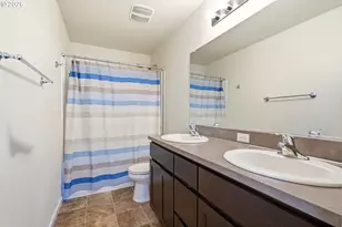 904 Bear Creek Dr, Molalla, OR 97038 - Photo 16