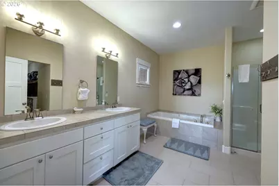 90022 Ocean Dr, Warrenton, OR 97146 - Photo 16