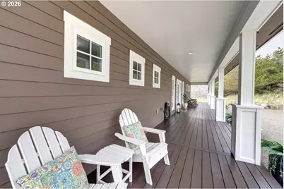 90022 Ocean Dr, Warrenton, OR 97146 - Photo 6