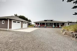 90022 Ocean Dr, Warrenton, OR 97146 - Photo 32