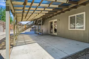 2439 SW 33rd St, Redmond, OR 97756 - Photo 42