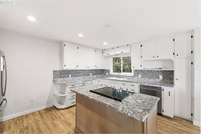 62356 Olive Barber Rd, Coos Bay, OR 97420 - Photo 12