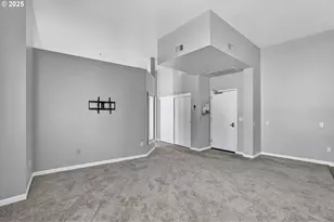 12600 SW Crescent St, Beaverton, OR 97005 - Photo 16