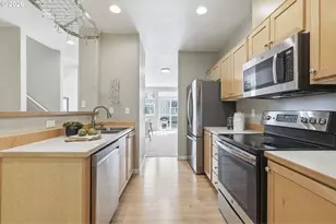 15430 SW Sparrow Loop, Beaverton, OR 97007 - Photo 18