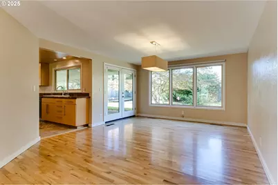 529 Antelope Way, Eugene, OR 97401 - Photo 6