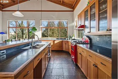 13537 Fielding Rd, Lake Oswego, OR 97034 - Photo 20