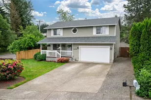 11240 SE Cranberry Loop, Clackamas, OR 97015 - Photo 2