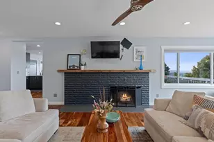 11225 SE Lexington St, Portland, OR 97266 - Photo 6