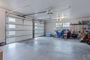 11225 SE Lexington St, Portland, OR 97266 - Photo 40