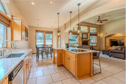 15580 S Mason Heights Dr, Oregon City, OR 97045 - Photo 14