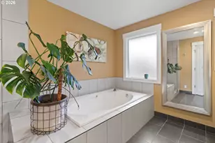 10644 NE Russell Ct, Portland, OR 97220 - Photo 22