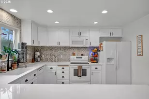 1265 Laurel St, Florence, OR 97439 - Photo 16