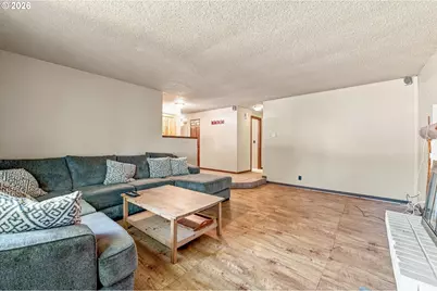 1842 Laveta Ln, Eugene, OR 97402 - Photo 6