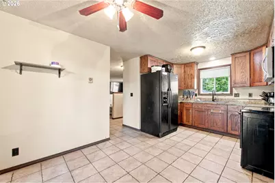1842 Laveta Ln, Eugene, OR 97402 - Photo 12