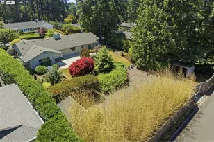10495 SW Melnore St, Portland, OR 97225 - Photo 40