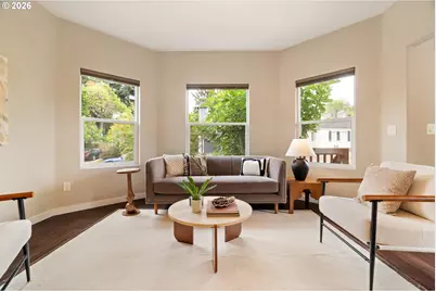 7805 N Hereford Ave, Portland, OR 97203 - Photo 8