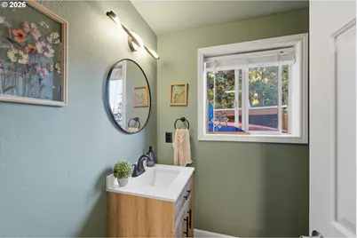 714 NW 4th Ave, Battle Ground, WA 98604 - Photo 18