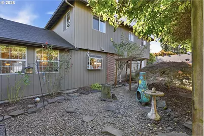 714 NW 4th Ave, Battle Ground, WA 98604 - Photo 36