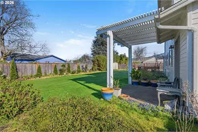 2536 15th St, Springfield, OR 97477 - Photo 32