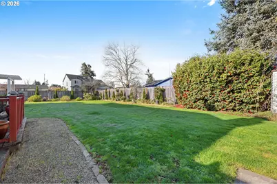 2536 15th St, Springfield, OR 97477 - Photo 30