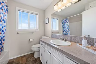 2536 15th St, Springfield, OR 97477 - Photo 26