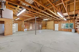 1610 Cal Young Rd, Eugene, OR 97401 - Photo 44