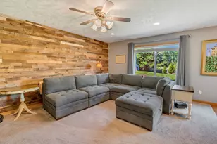 42047 Eddy Point Ln, Astoria, OR 97103 - Photo 18