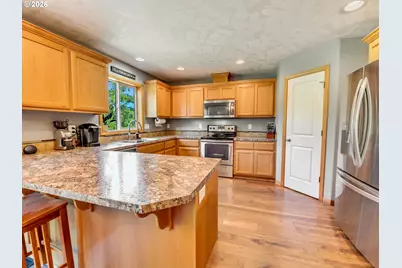 42047 Eddy Point Ln, Astoria, OR 97103 - Photo 12