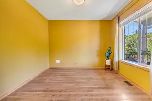42047 Eddy Point Ln, Astoria, OR 97103 - Photo 8