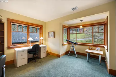 4040 Southpointe Dr, Eugene, OR 97405 - Photo 32