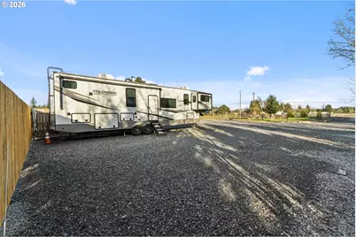 15701 S Springwater Rd, Oregon City, OR 97045 - Photo 16