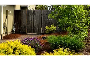 841 12th St, Lafayette, OR 97127 - Photo 42