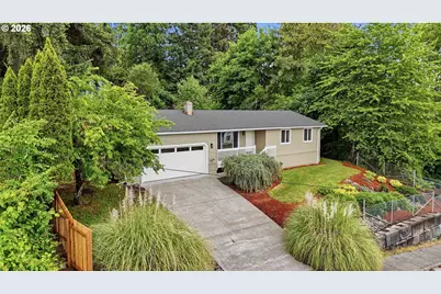 511 W 3rd St, La Center, WA 98629 - Photo 4