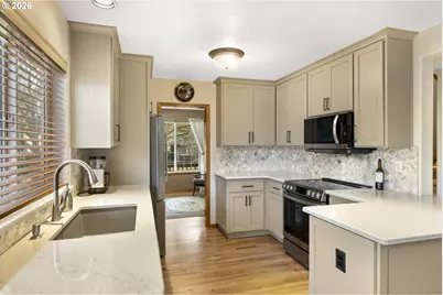 17567 SW Inkster Dr, Sherwood, OR 97140 - Photo 4