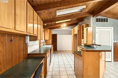 1749 NE Orchard Ave, McMinnville, OR 97128 - Photo 14