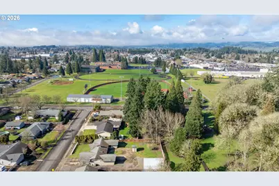 1749 NE Orchard Ave, McMinnville, OR 97128 - Photo 38