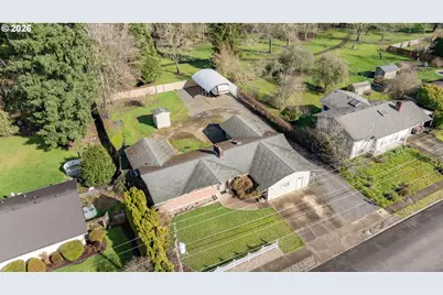 1749 NE Orchard Ave, McMinnville, OR 97128 - Photo 40