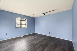 1749 NE Orchard Ave, McMinnville, OR 97128 - Photo 18