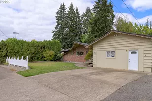 1749 NE Orchard Ave, McMinnville, OR 97128 - Photo 4