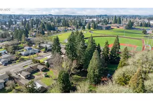 1749 NE Orchard Ave, McMinnville, OR 97128 - Photo 34
