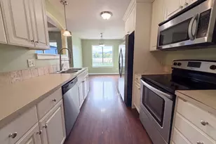 1615 SE Jonathan Ave, Dallas, OR 97338 - Photo 2