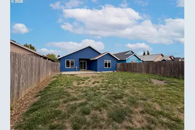 1615 SE Jonathan Ave, Dallas, OR 97338 - Photo 8