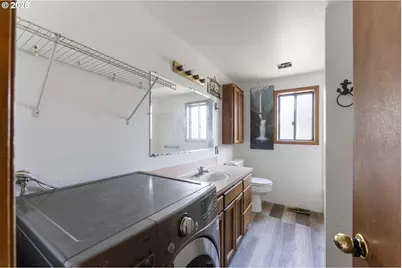 435 Gentle Ave E, Monmouth, OR 97361 - Photo 14