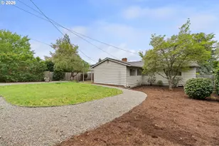 1860 SW Wynwood Ave, Portland, OR 97225 - Photo 36