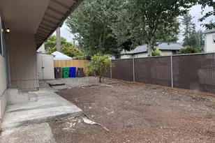 12835 SE Foster Rd, Portland, OR 97236 - Photo 20